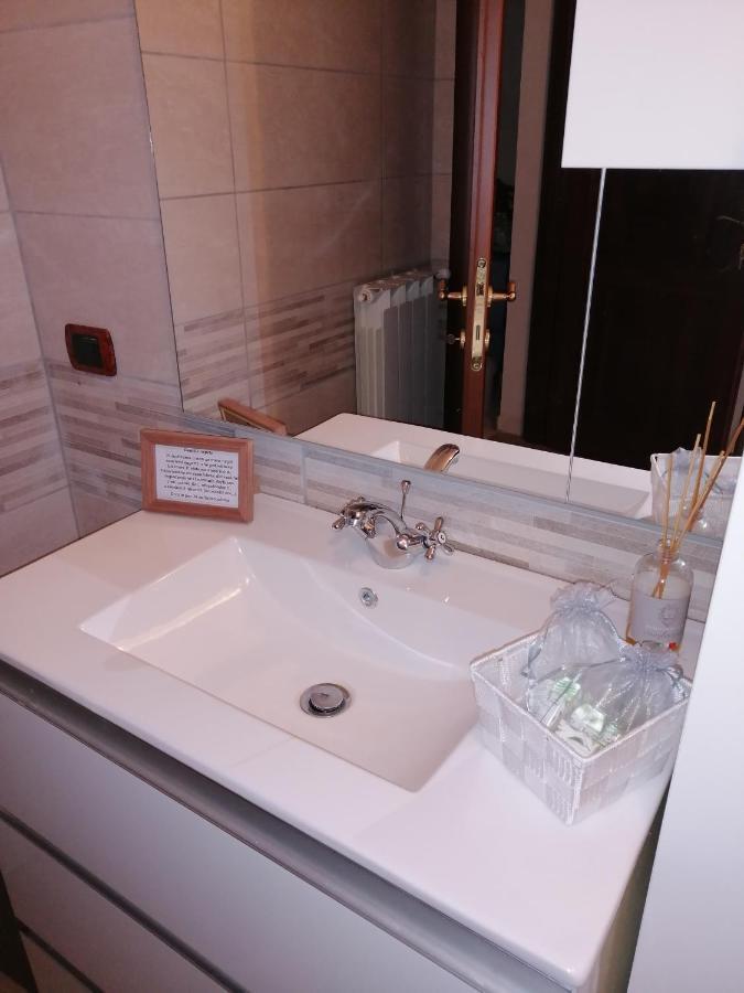 La Casa Del Borgo-Intero Appartamento Латина Екстер'єр фото
