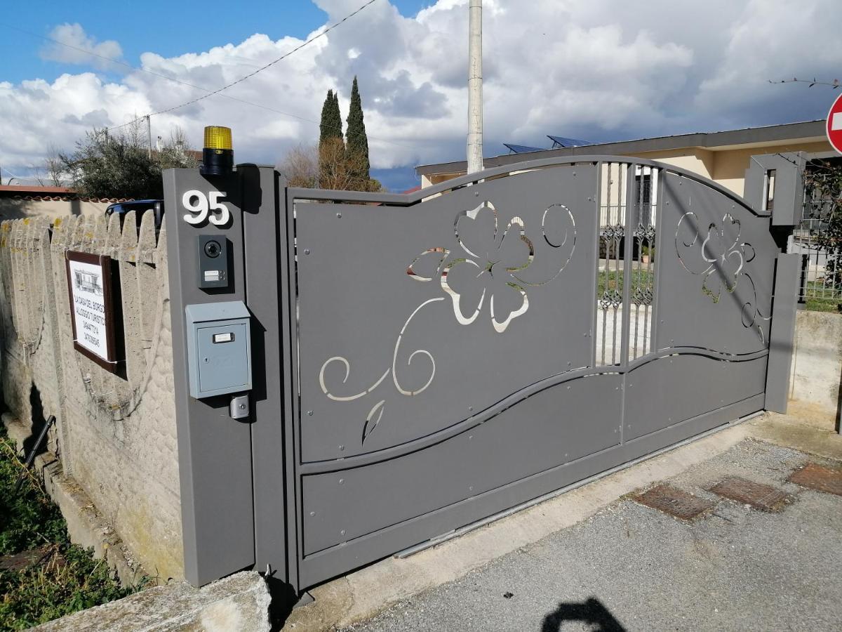 La Casa Del Borgo-Intero Appartamento Латина Екстер'єр фото